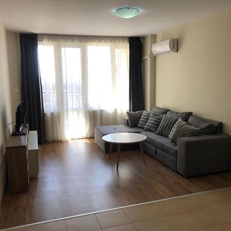 Flora Beach Private Aparthotel Pomorie Exteriör bild