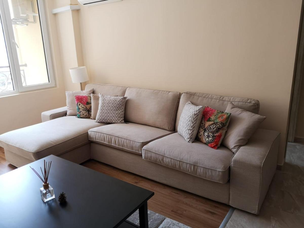 Flora Beach Private Aparthotel Pomorie Exteriör bild